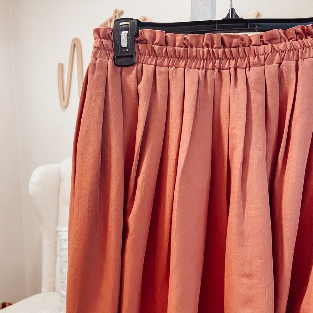 Forever 21 Midi Coral/Rust PaperBag Skirt